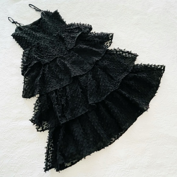 NWOT Lulu’s Flirting with You Black Tiered Pom Pom Midi Dress Small - Picture 6 of 11